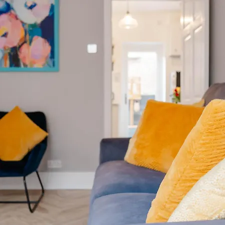 Luxury Victorian Terrace Inside Walls York